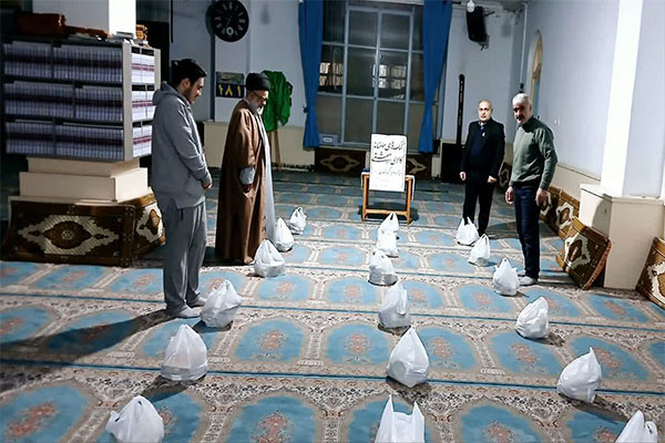 آئین اهداء و توزیع کمک های مومنانه آئین اهداء و توزیع کمک های مومنانه