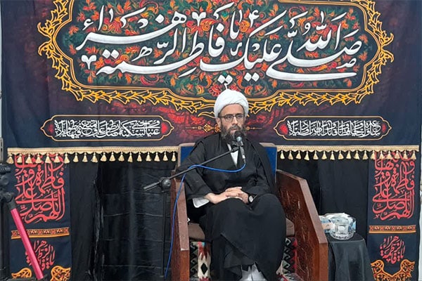 گزارش تصویری از شب دوم مجلس عزاداری فاطمیه اول گزارش تصویری از شب دوم مجلس عزاداری فاطمیه اول